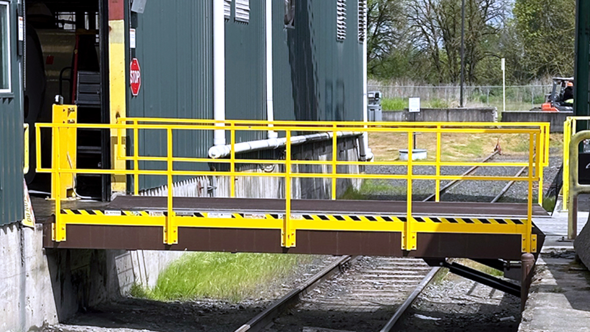 Improving Rail Maintenance Safety and Efficiency with Custom Work Platforms
