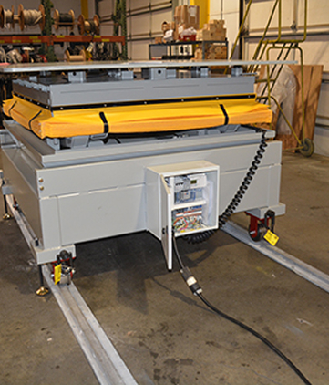 T2 Scissor Lift Track Mounted with Manual Turntable